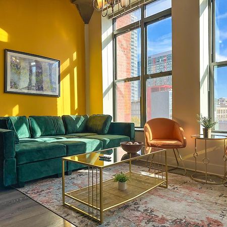 Spacious 2Br Vacation Rental With City View, Optional Parking And Gym Near Mccormick Place & Downtown Chicago Attractions المظهر الخارجي الصورة