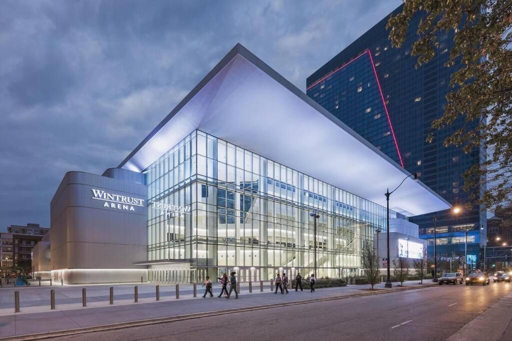 Spacious 2Br Vacation Rental With City View, Optional Parking And Gym Near Mccormick Place & Downtown Chicago Attractions المظهر الخارجي الصورة