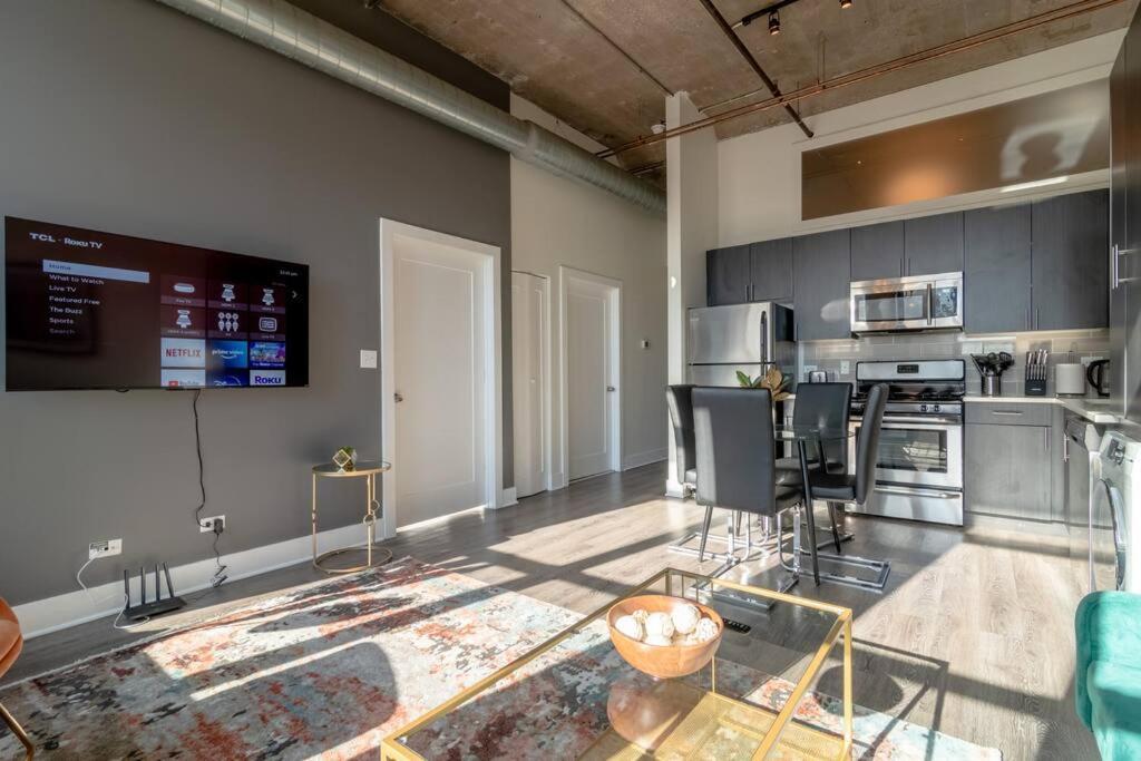 Spacious 2Br Vacation Rental With City View, Optional Parking And Gym Near Mccormick Place & Downtown Chicago Attractions المظهر الخارجي الصورة