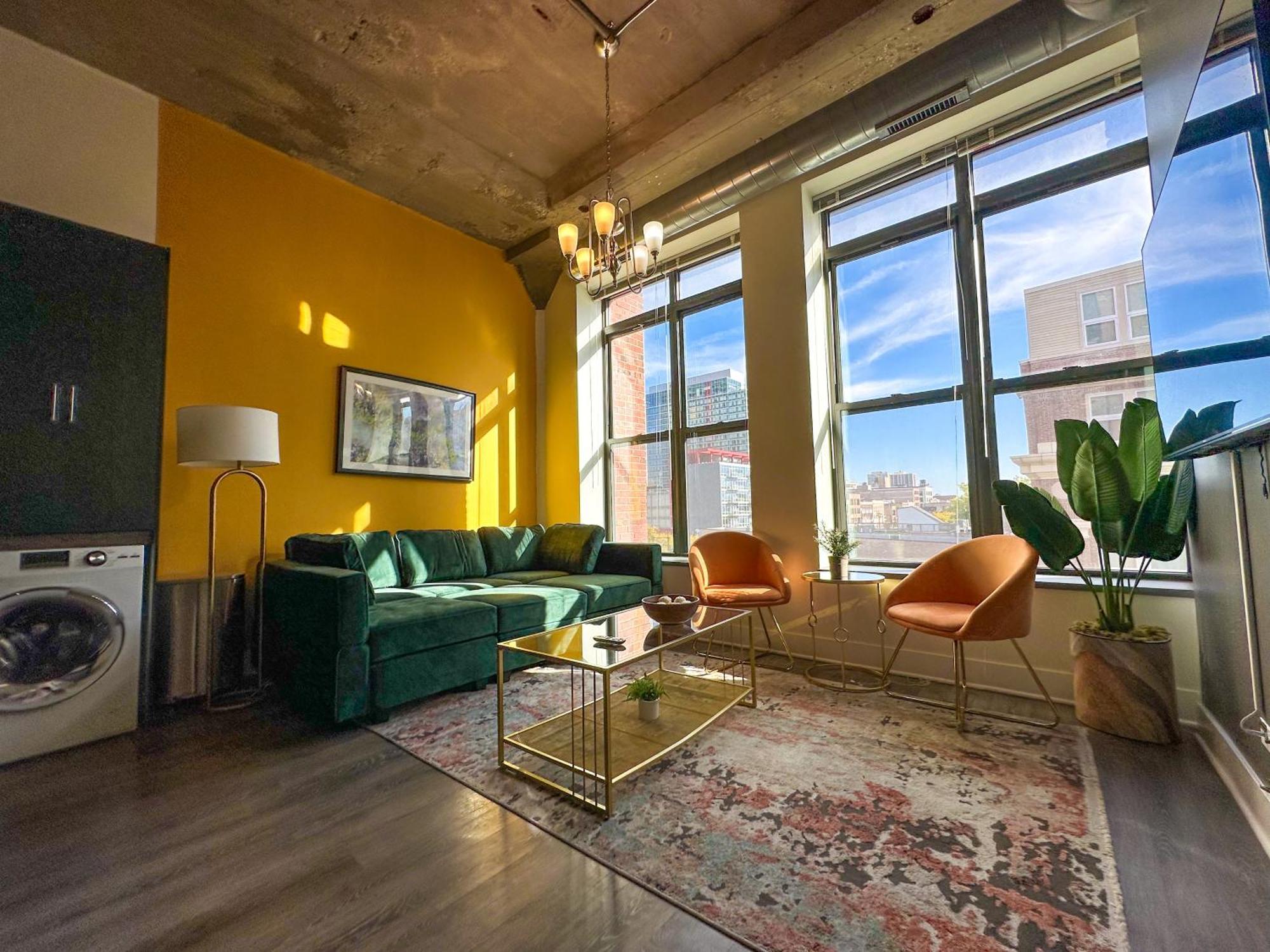 Spacious 2Br Vacation Rental With City View, Optional Parking And Gym Near Mccormick Place & Downtown Chicago Attractions المظهر الخارجي الصورة