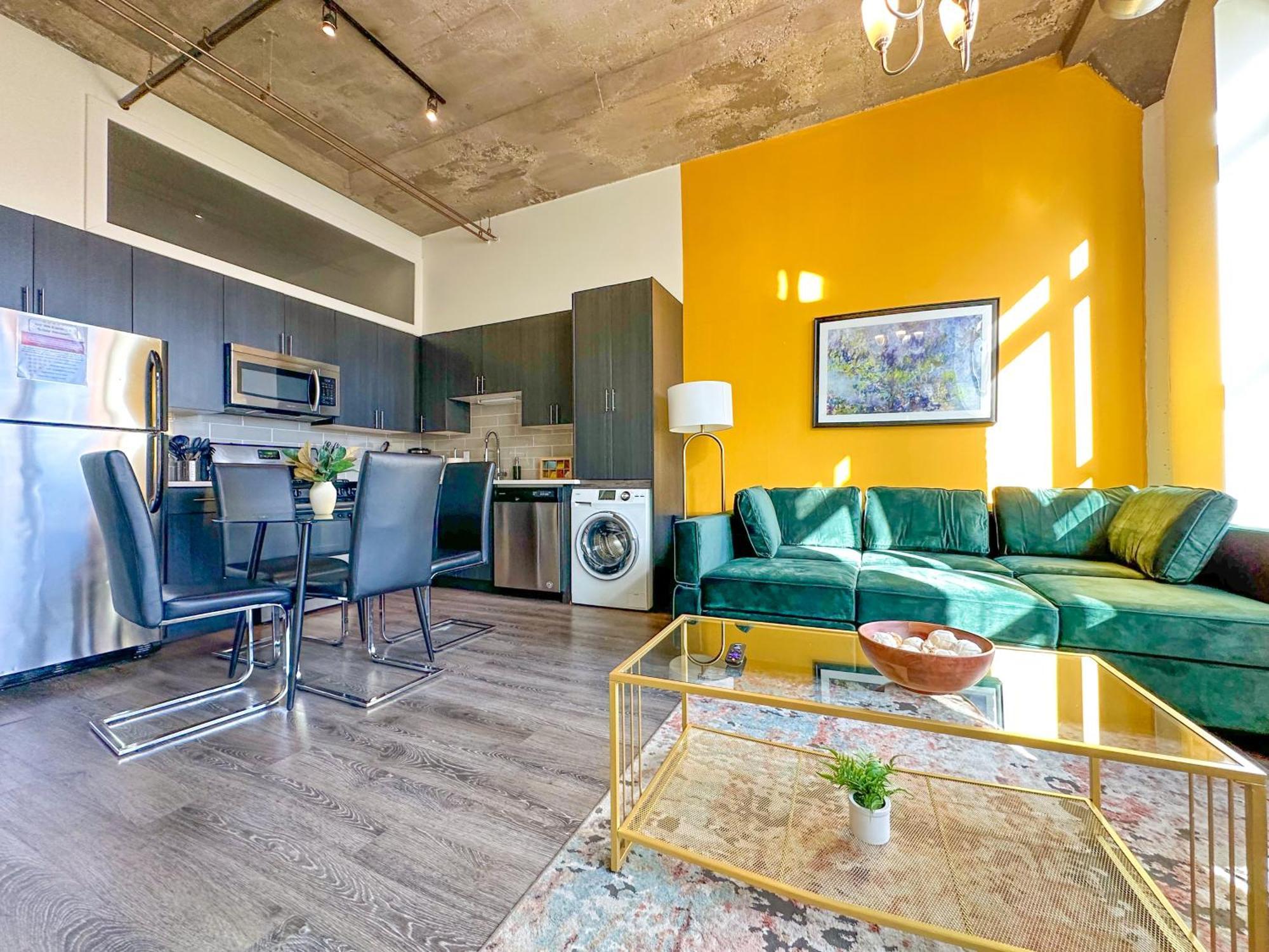 Spacious 2Br Vacation Rental With City View, Optional Parking And Gym Near Mccormick Place & Downtown Chicago Attractions المظهر الخارجي الصورة